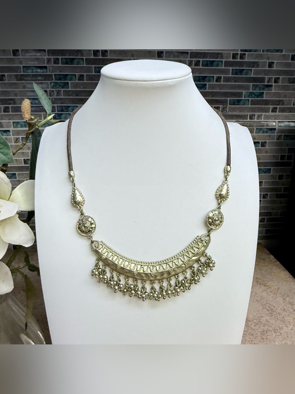 Chico’s bohemian tribal gold tone necklace